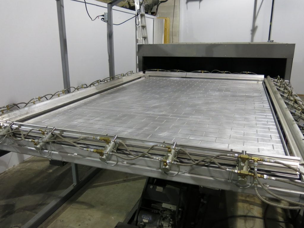 thermoform machine for wall forming