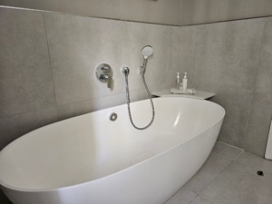 How Reglazing Saves Time and Money Compared to a Full Bathroom Remodel cover