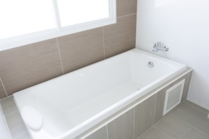 Is Your Bathtub in Need of a Makeover Primer? cover